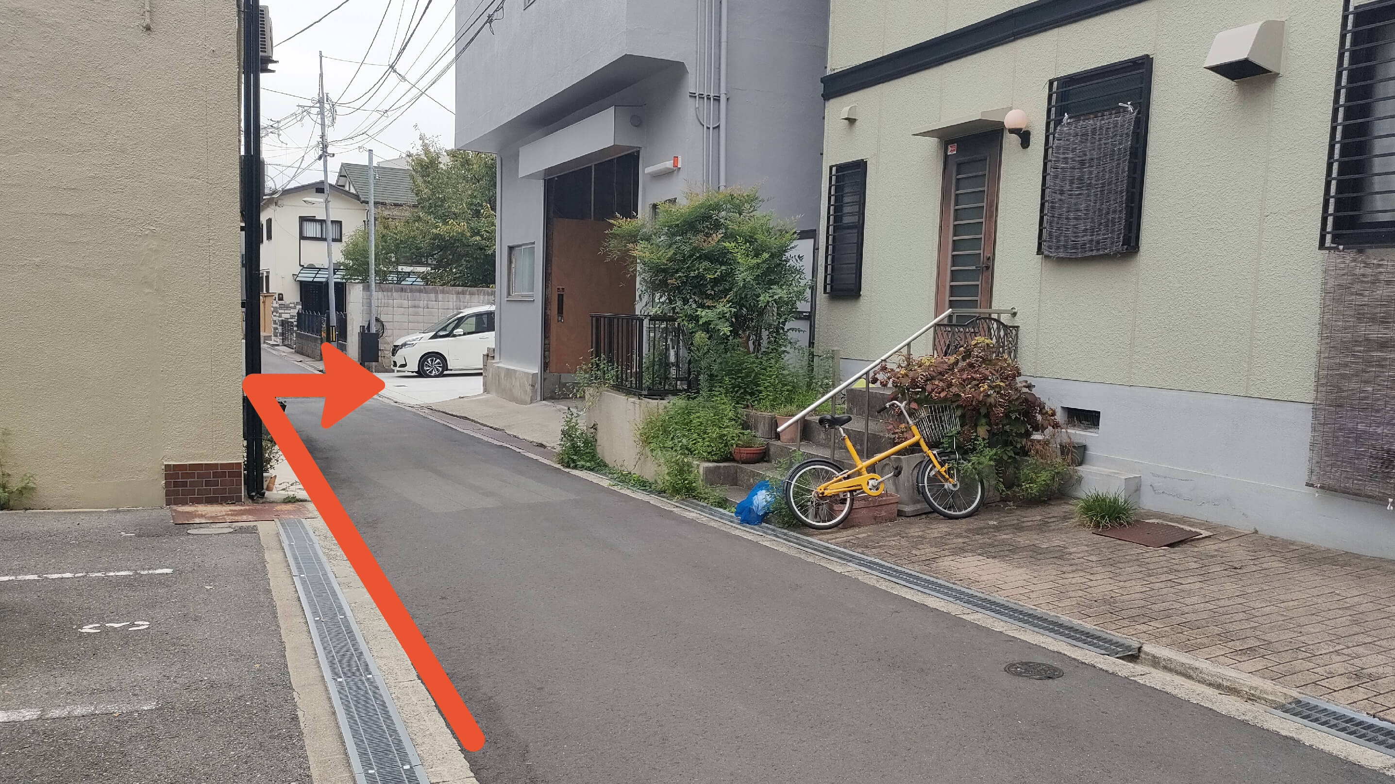 《軽・コンパクトカー》伶人町5-35駐車場の写真