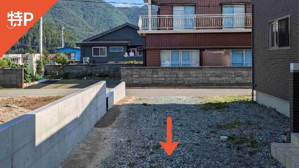 【予約制】特P 【北側】竜ケ丘3-4-28駐車場の画像1