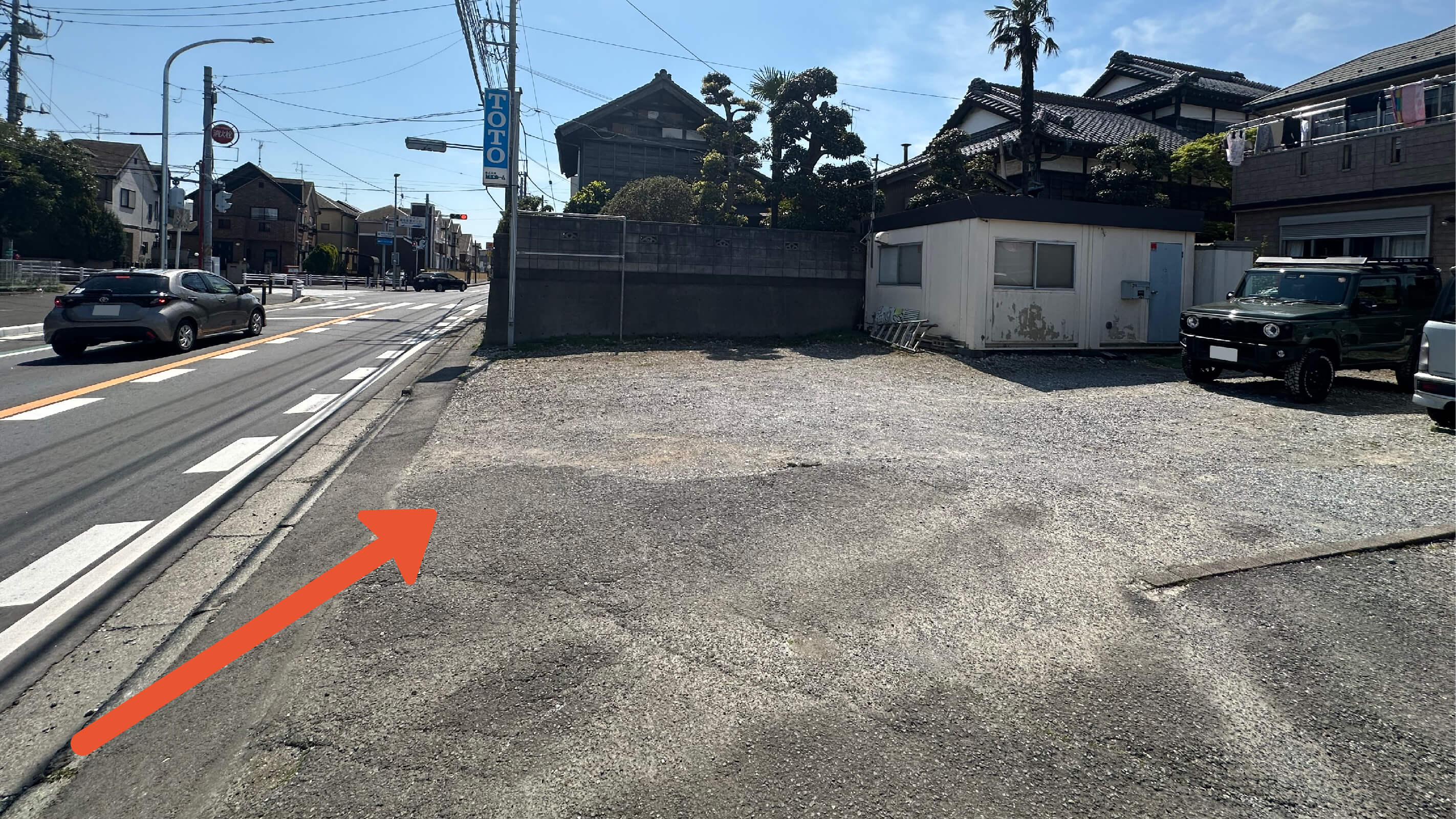 高塚新田245-1駐車場の写真