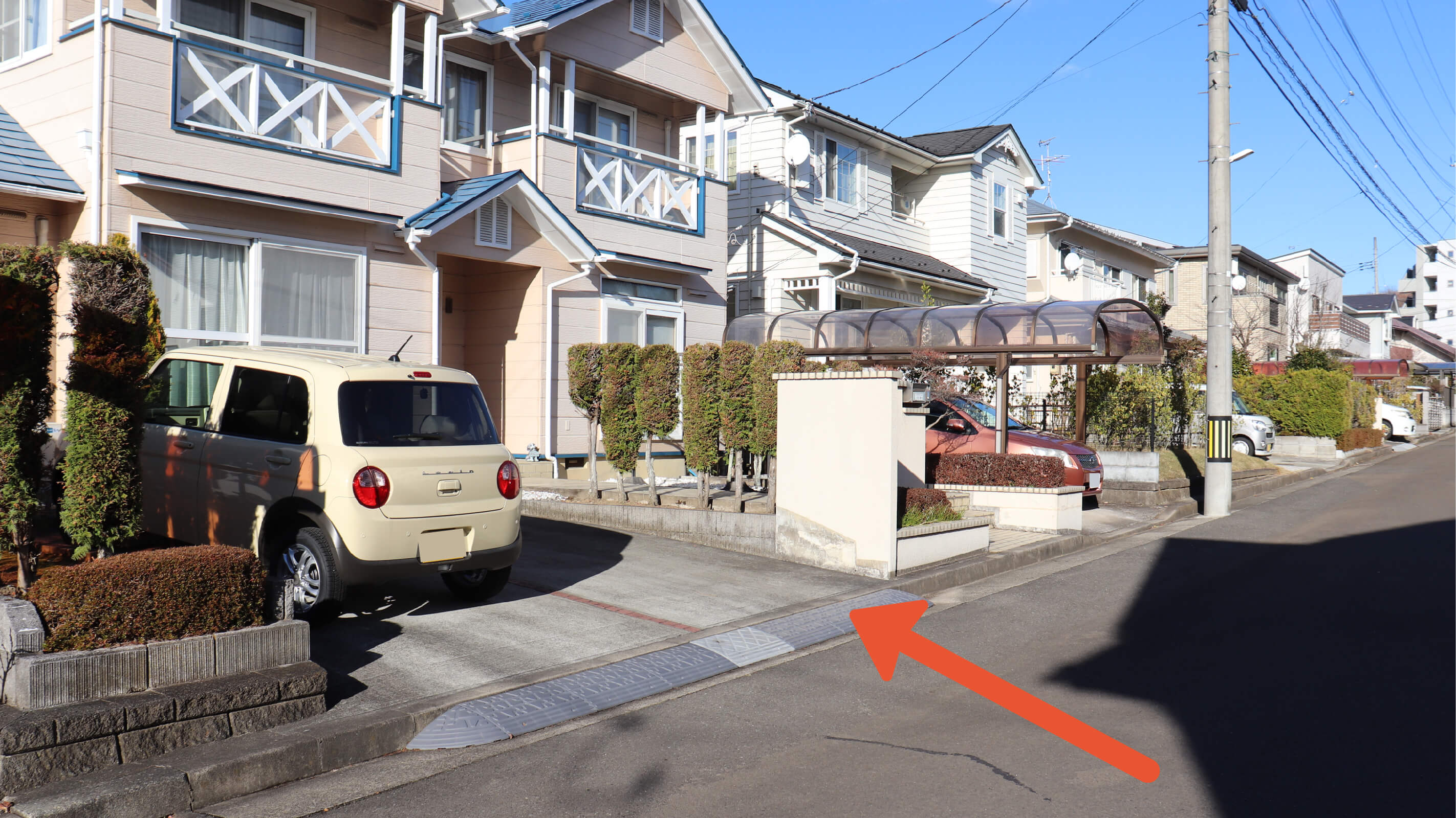 高森七丁目１６番１４号駐車場の写真
