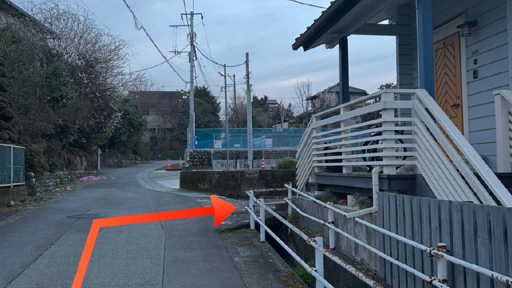 野中東町275-1駐車場の写真