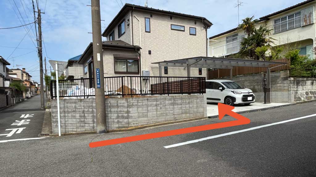 ≪カーポート付き≫中沢3-8-25駐車場の写真