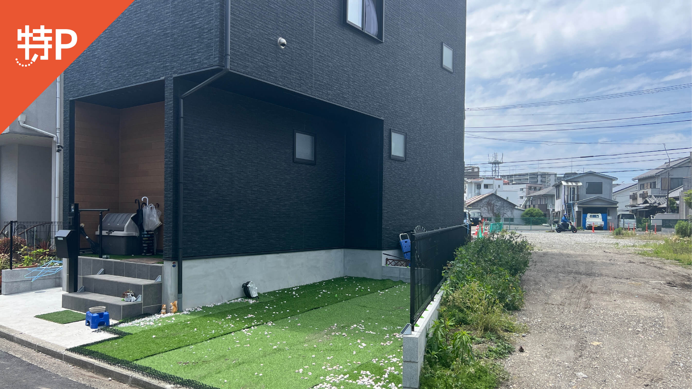 寺前2丁目１８－１６駐車場の写真