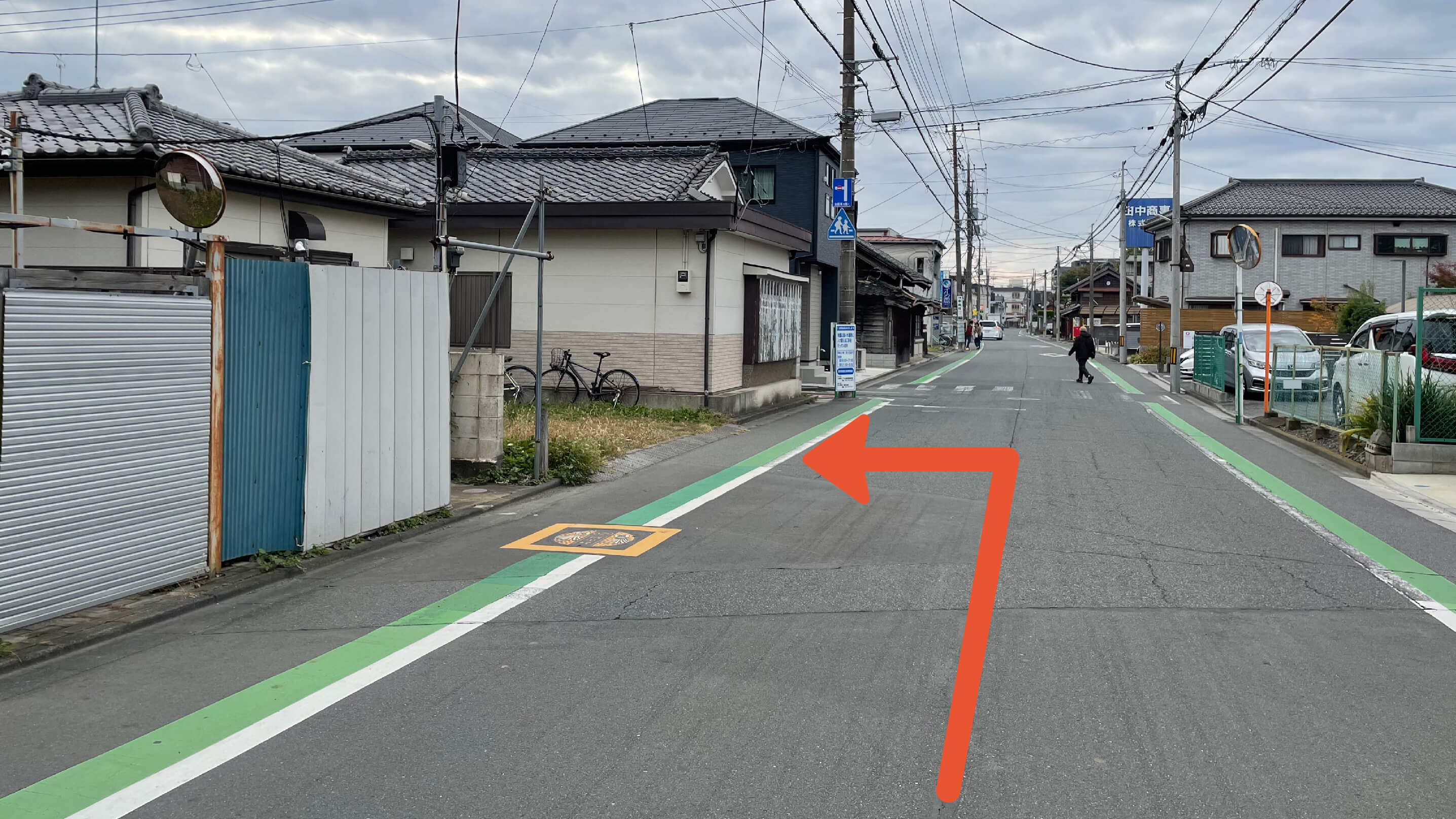 仲町13-3駐車場の写真