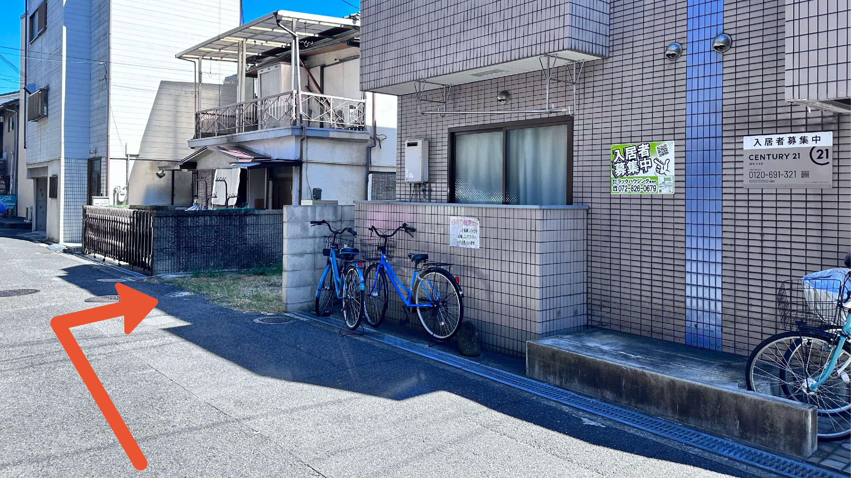 長栄寺町１４－１３駐車場の写真