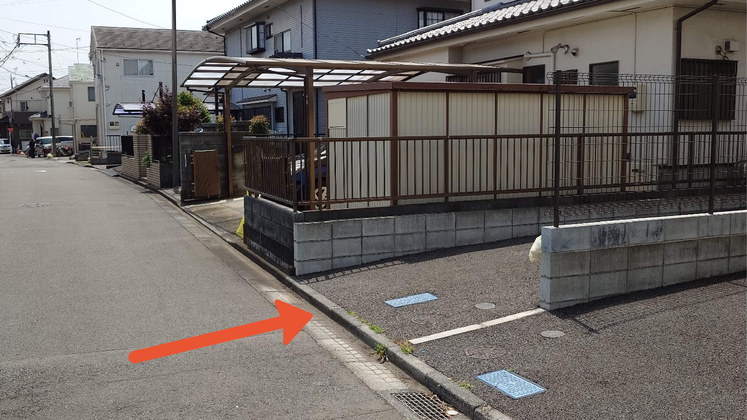 殿ケ谷824-49駐車場の写真