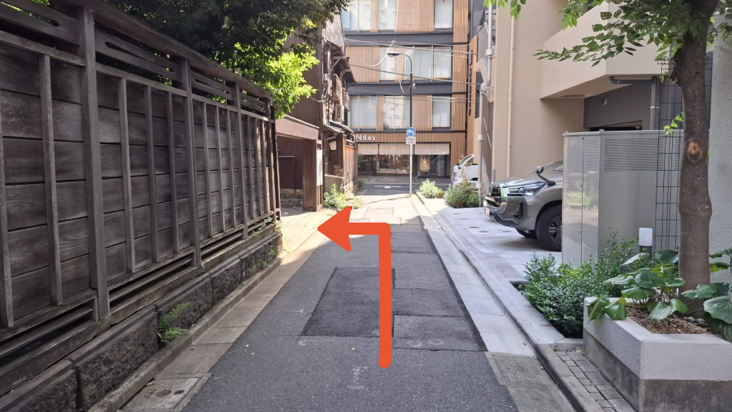 近くの駐車場｜特P (とくぴー)