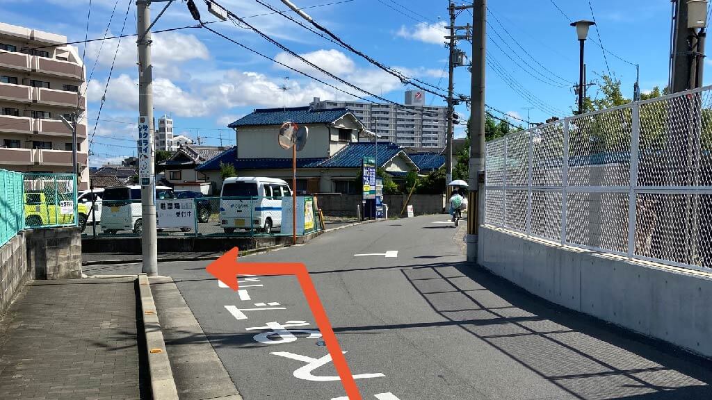 松原小学校前駐車場の写真