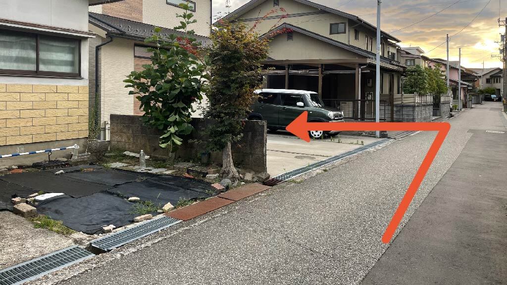 長田2-13-19駐車場の写真