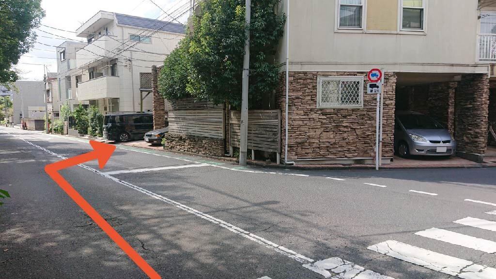 幡ヶ谷1-22-1駐車場の写真