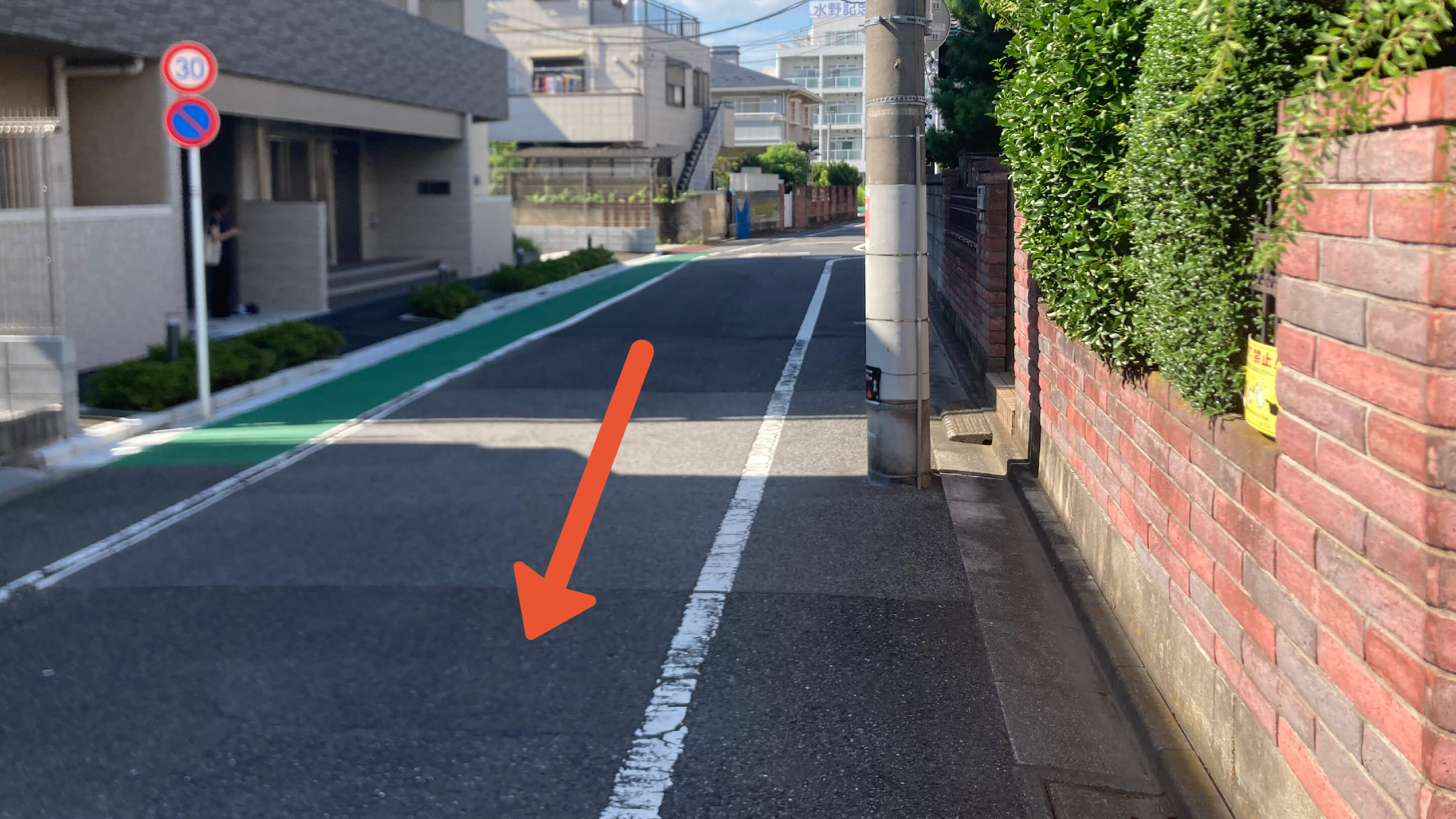 西新井6-23-9駐車場の写真