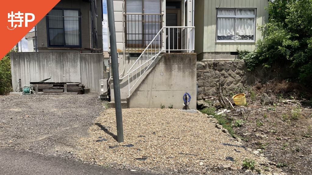 【予約制】特P 【裏側】旭町117駐車場の画像1