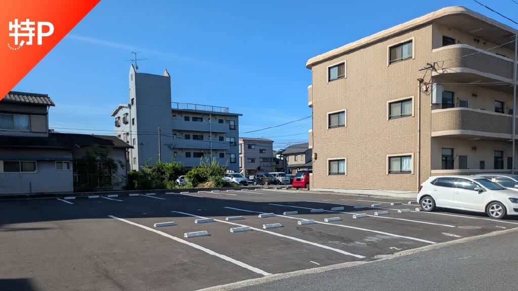 【予約制】特P 南津留18-3駐車場の画像1