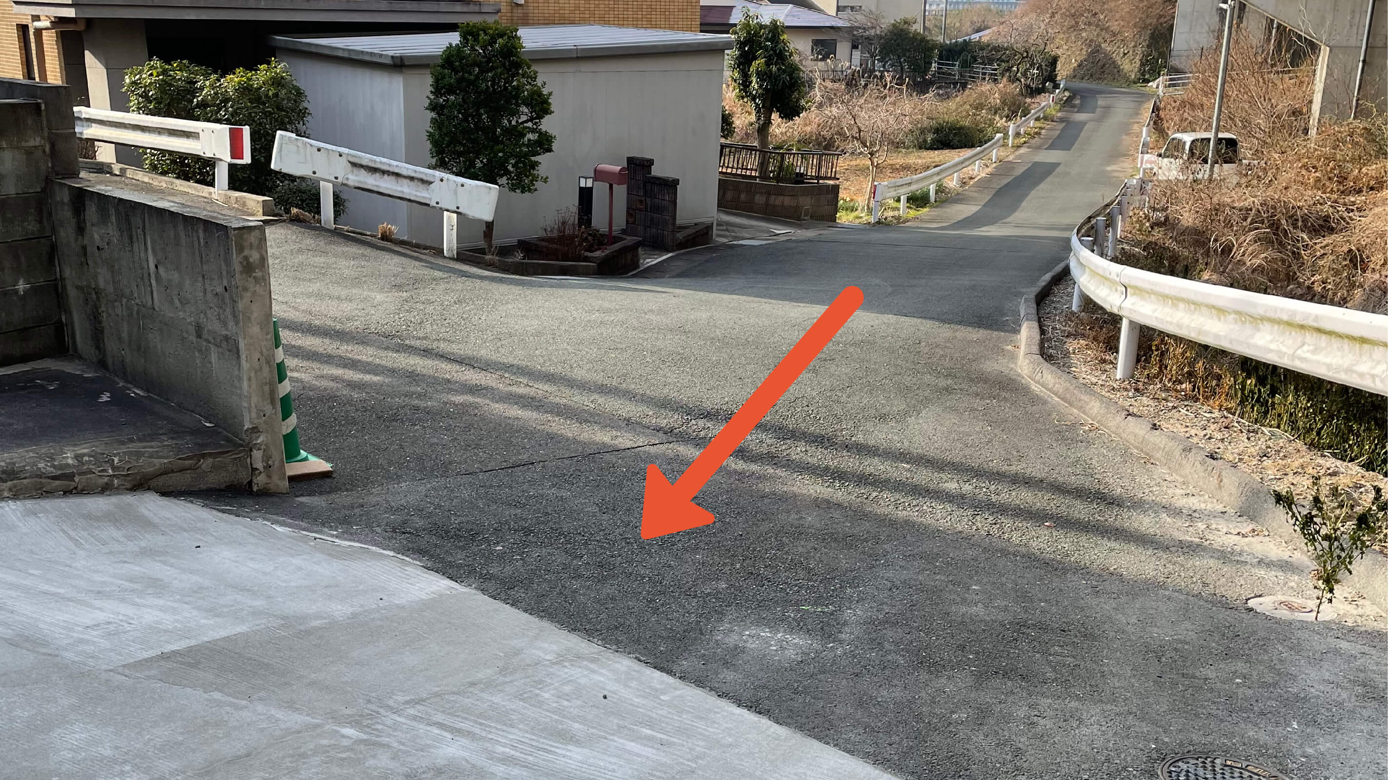 谷尾崎町20-2駐車場の写真