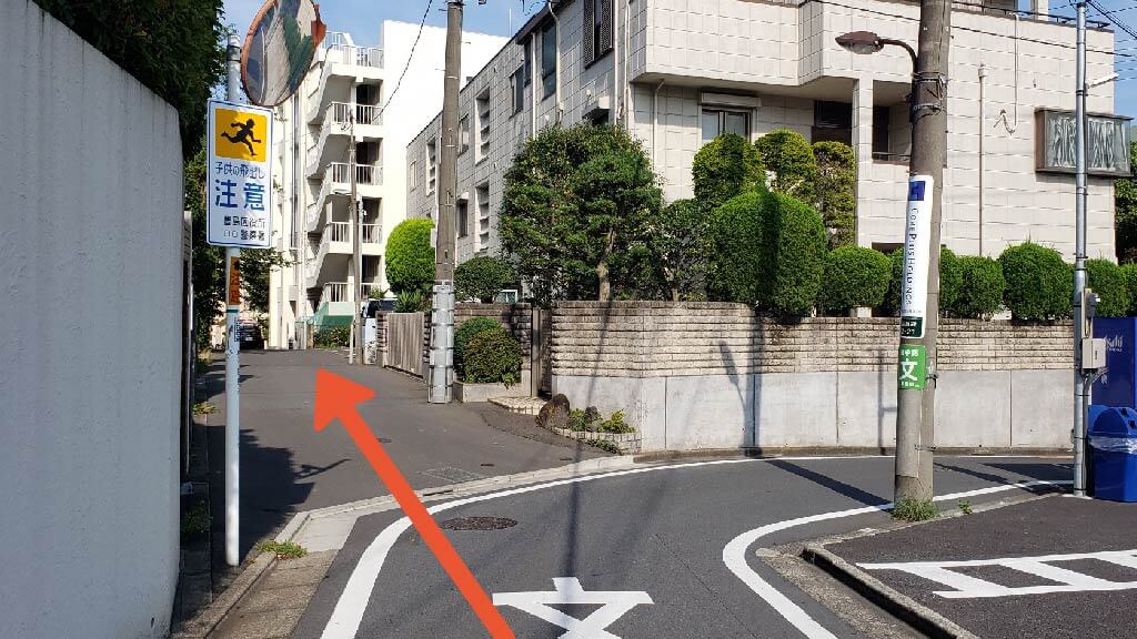 法華経唱楽教会 から 近くて安い 駐車場 500 24h 特p とくぴー