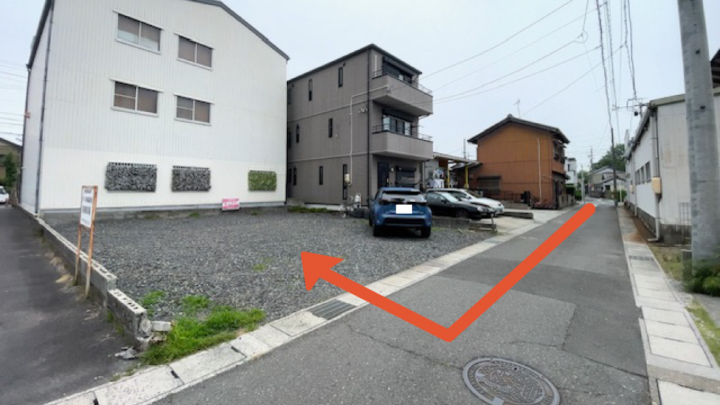 相川町35-3駐車場の写真