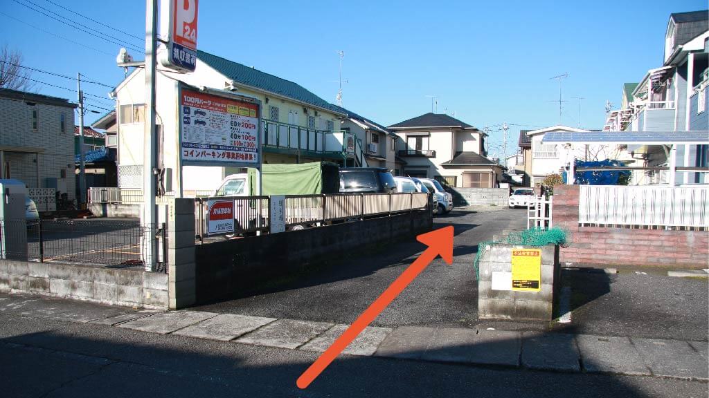 富士見町4-12-4駐車場の写真