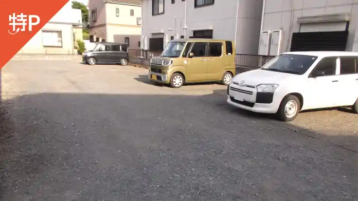 小手指町4丁目13-2駐車場