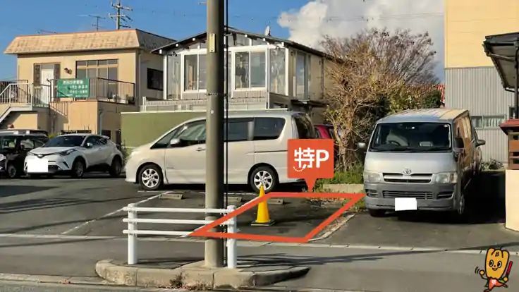 《コンパクト・軽専用》吉川町100-3駐車場