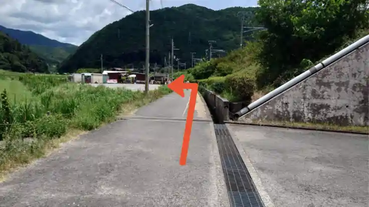 篠町山本沓部1-6駐車場