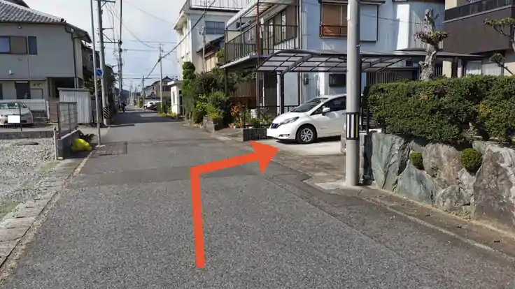 【中型車まで】福光南町16-4駐車場