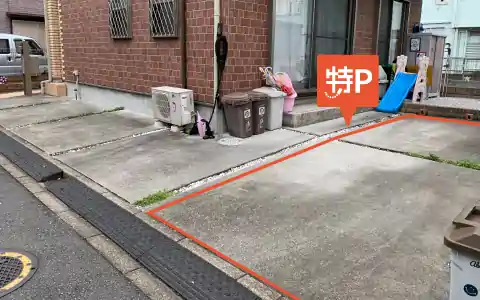 《平日》大泉町3-1-4駐車場