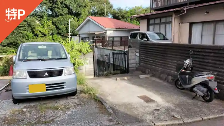 小高町124-8駐車場