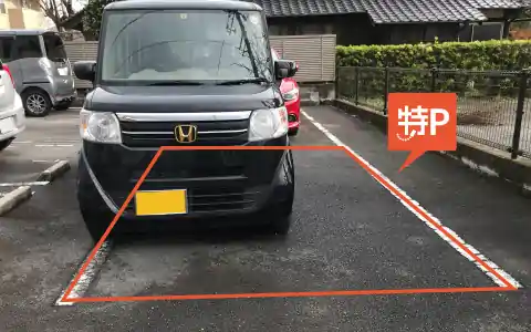 《軽自動車》玖珂町5403-1駐車場