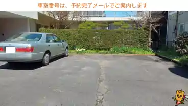 特P 平地45駐車場の車室