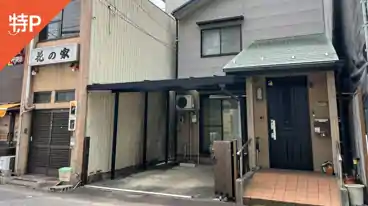 特P比々野町36駐車場