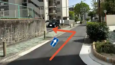 特P 【2019番】本地荘駐車場の周辺