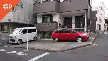 特P 《軽自動車》王子本町1-28-1駐車場の全体